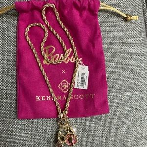 💗NWT Kendra Scott Barbie Gold Charm
Necklace